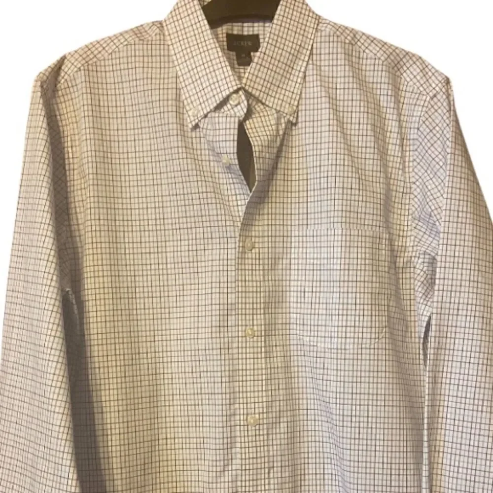 NWT J.Crew Re-Imagined Men’s Button Front Dress Shirt Size Medium‎